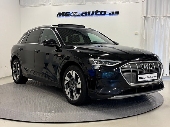 Audi e-tron 2 of 28