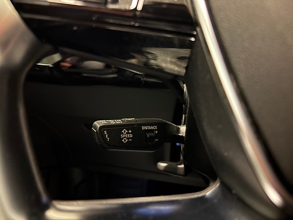 Audi e-tron 20 of 28