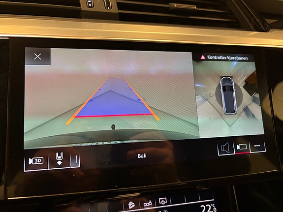 Audi e-tron 24 of 28