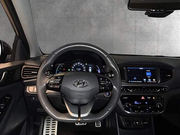 Hyundai IONIQ 14 of 20
