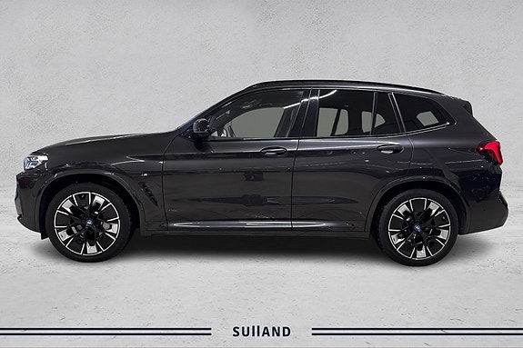 BMW iX3 2 of 24