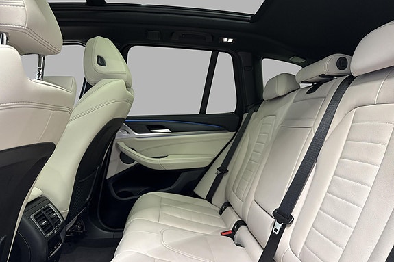 BMW iX3 15 of 24