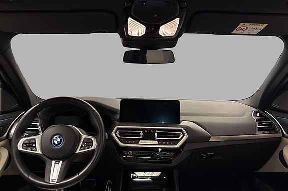 BMW iX3 9 of 24