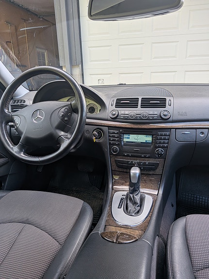 Mercedes-Benz E220 d 10 of 19