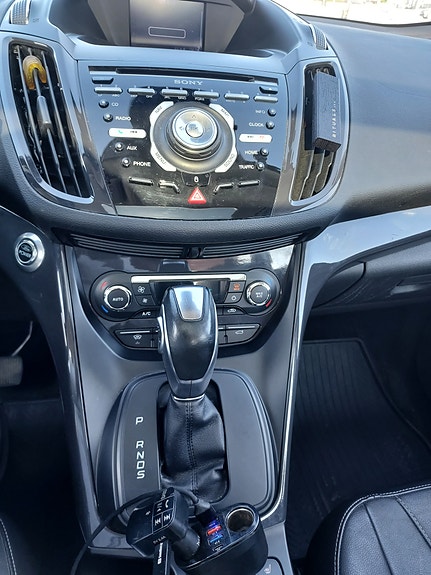 Ford Kuga 12 of 16