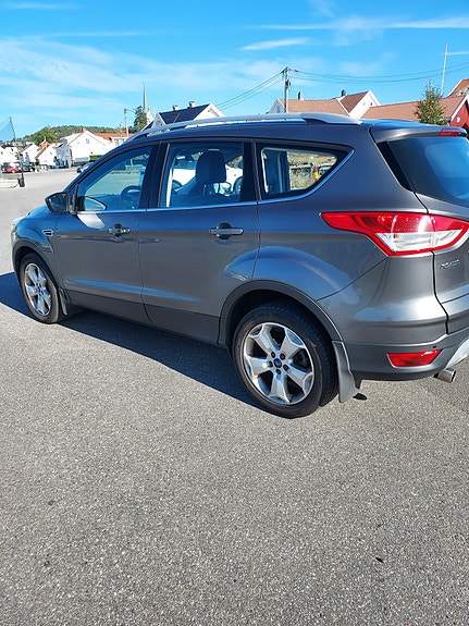 Ford Kuga 15 of 16