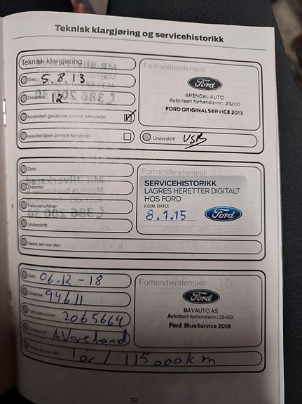 Ford Kuga 5 of 16
