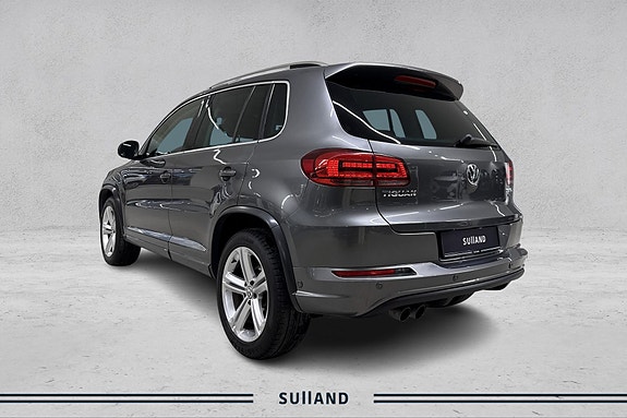 Volkswagen Tiguan 3 of 23