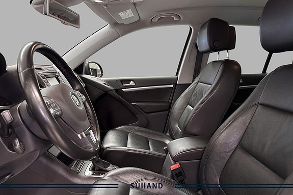 Volkswagen Tiguan 10 of 23