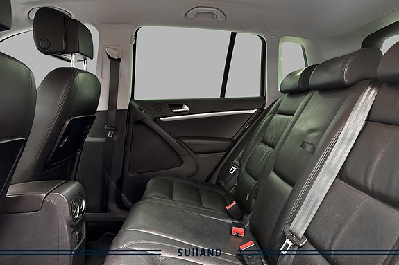 Volkswagen Tiguan 15 of 23