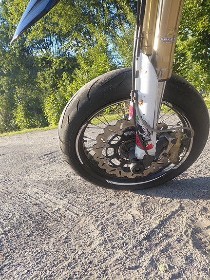 Husqvarna SM 610 4 of 11