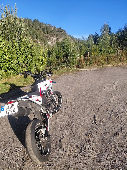 Husqvarna SM 610 11 of 11