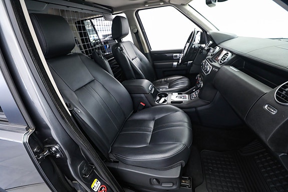 Land Rover Discovery 4 24 of 30