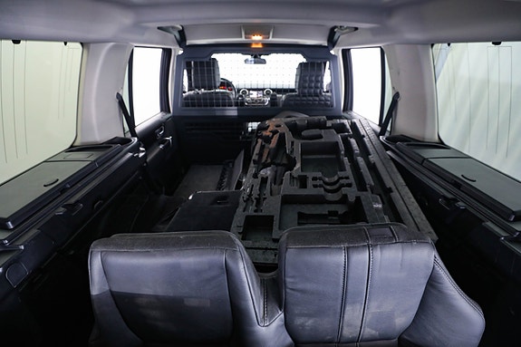 Land Rover Discovery 4 15 of 30