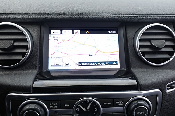 Land Rover Discovery 4 30 of 30