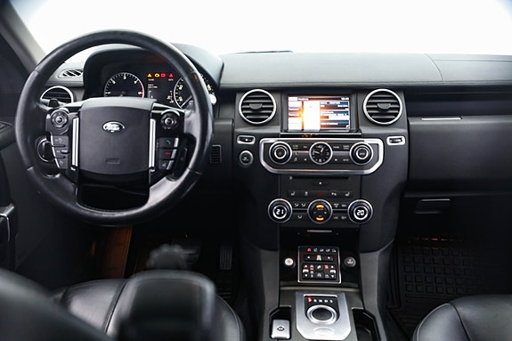 Land Rover Discovery 4 17 of 30