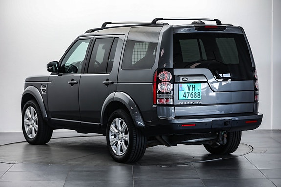 Land Rover Discovery 4 2 of 30