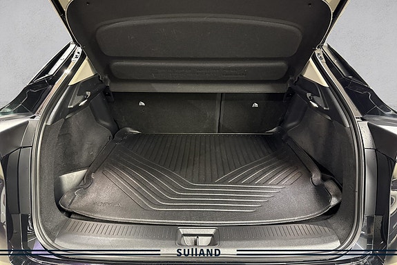 Nissan Ariya 17 of 24