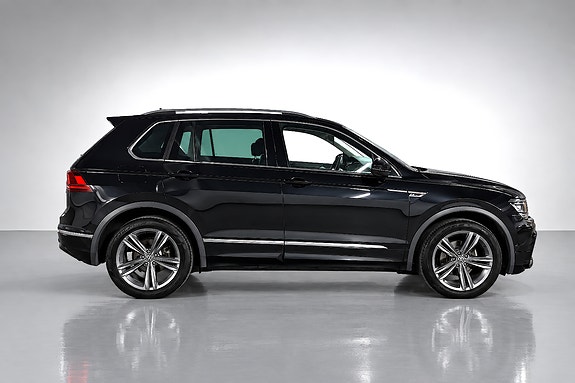 Volkswagen Tiguan 8 of 29