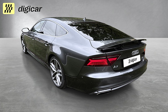 Audi A7 4 of 30