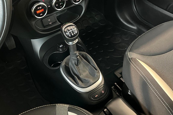 Fiat 500L 14 of 24