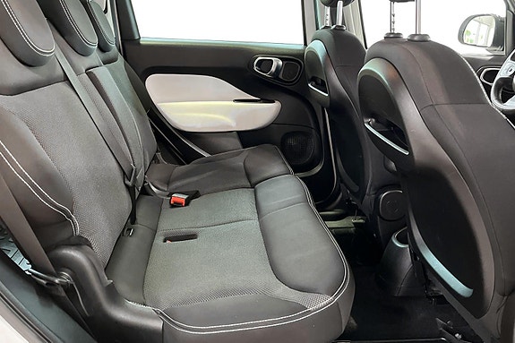Fiat 500L 22 of 24