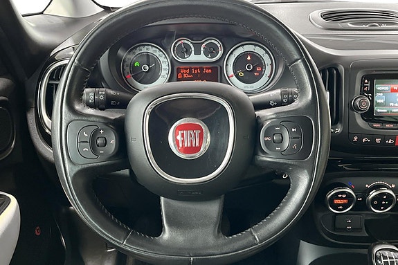 Fiat 500L 9 of 24
