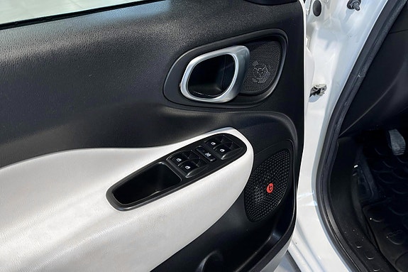 Fiat 500L 17 of 24