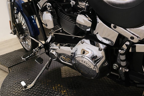 Harley-Davidson Softail Deuce 11 of 12