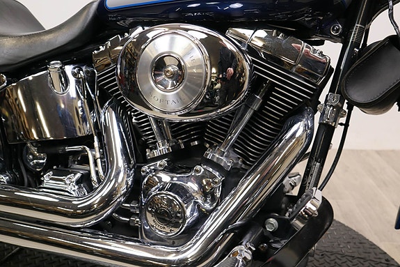 Harley-Davidson Softail Deuce 6 of 12