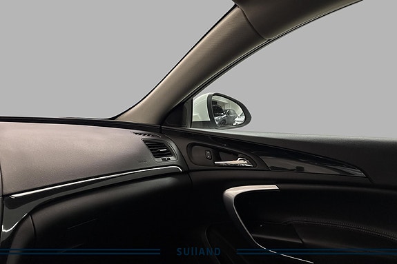 Opel Insignia 19 of 24