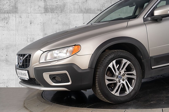 Volvo XC70 5 of 30