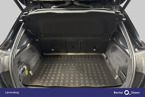 Mercedes-Benz EQA300 25 of 28