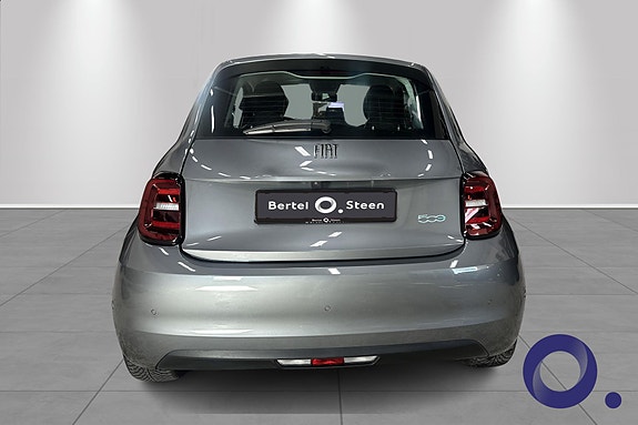Fiat 500e 4 of 17