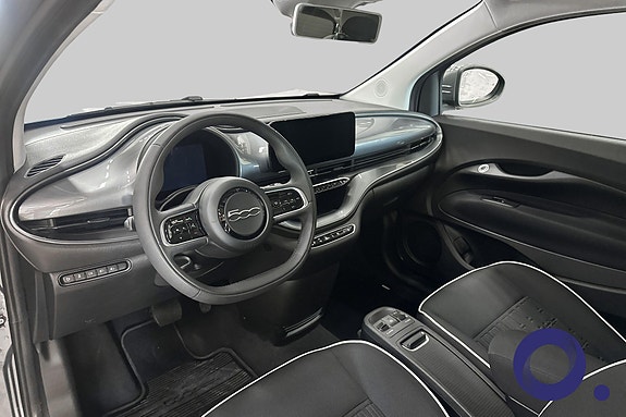 Fiat 500e 13 of 17