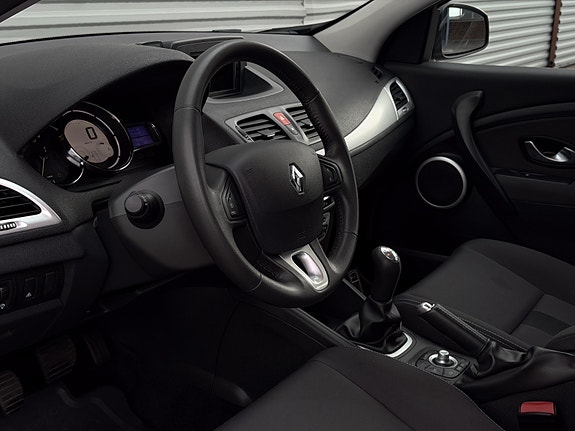 Renault Megane 15 of 22
