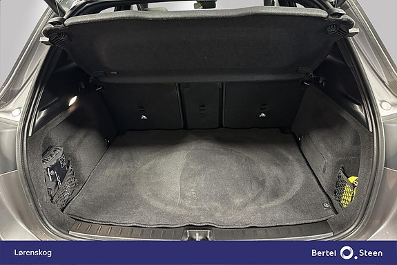 Mercedes-Benz EQA300 27 of 30