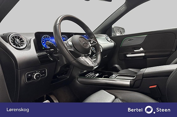 Mercedes-Benz EQA300 9 of 30