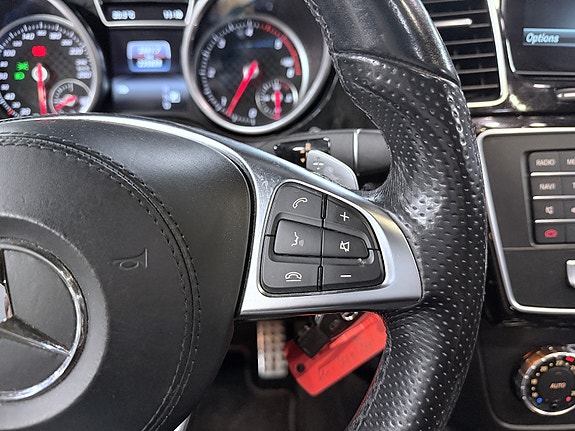 Mercedes-Benz GLS350 d 17 of 27