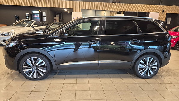Peugeot 5008 8 of 24