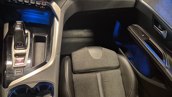 Peugeot 5008 16 of 24