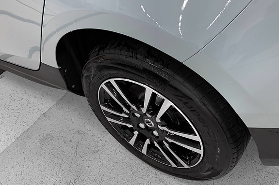 Volvo V40 Cross Country 13 of 13