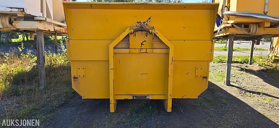 Andre Zetterbergs dumper-/tippåbygg 11 of 18
