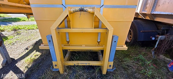 Andre 2019 Falköping CLC-647 salt/kombispreder, 8,2 / 4,0 m³, 2 100 kg 10 of 30