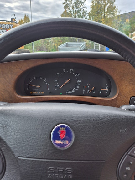 Saab 9-5 9 of 14