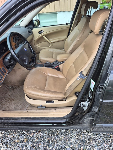 Saab 9-5 7 of 14