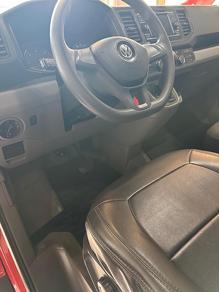 Volkswagen Crafter 17 of 30