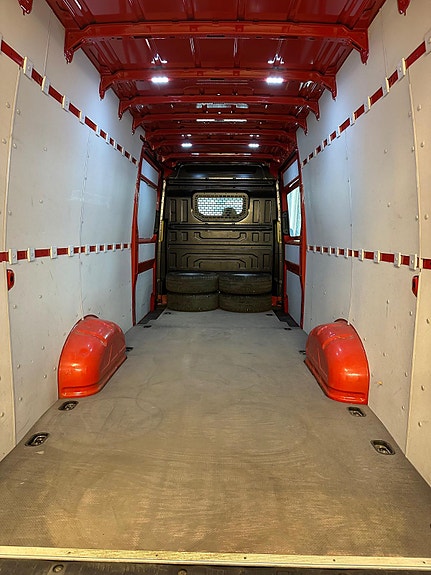 Volkswagen Crafter 27 of 30