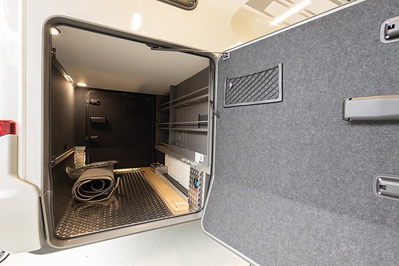 Hymer B-MC-T 680 | Alde | dobbel bunn | solcelle&lithium; 6 of 30