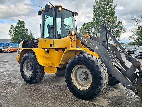 Volvo L45B-TP, 2001 Mod, 7164 timer, hydrauliske pallegafler, BM/HK-feste 9 of 30